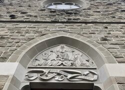 010-kirche-fassade